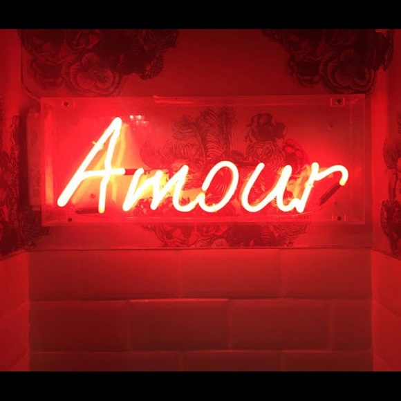 Meet your Posher, Makayla - Picture 1 of 1